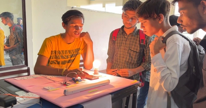 CT Group,Maqsudan students develop Home automation system
